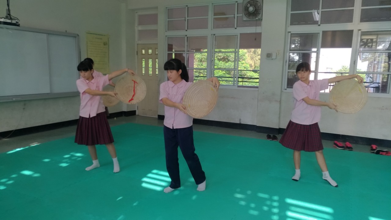 1071001越南舞練習_181003_0011.jpg